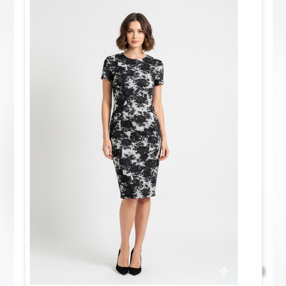 McQ Alexander McQueen Black and White Floral Print Knit  Bodycon Dress Sz Small